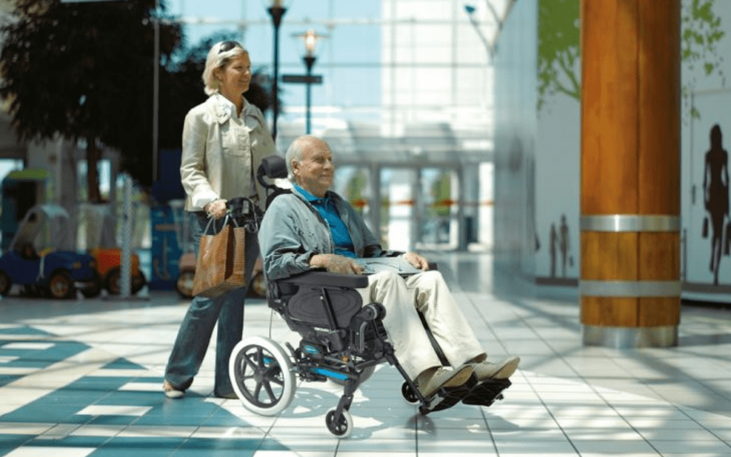 Cadeira de rodas de conforto Rea Dahlia da Invacare