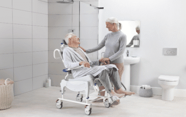 Cadeiras de Banho com Rodas