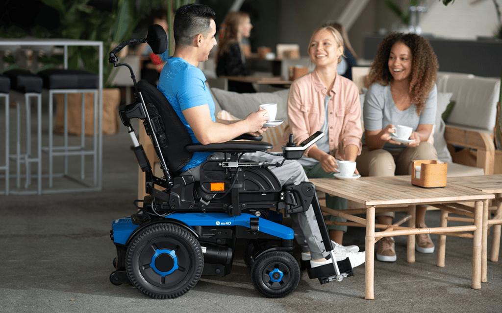 Aviva RX 40 cadeira de rodas elétrica da Invacare