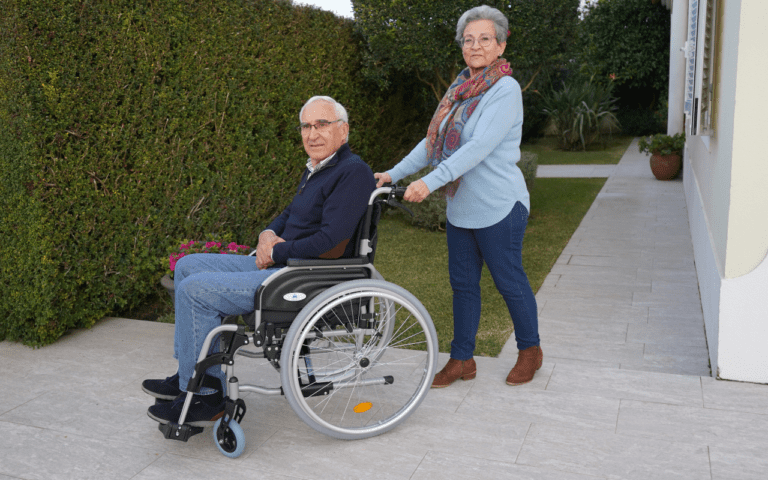 Cadeira de rodas manual em alumínio Arrábida da Mais que Cuidar