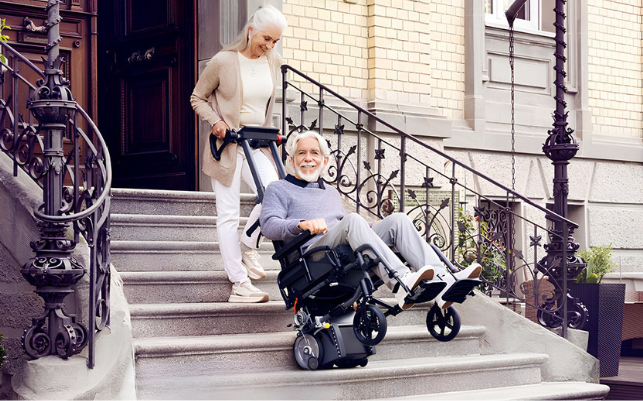 Elevador elétrico portátil de escadas, Scalamobil S45 da Invacare